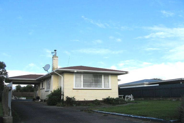 Photo of property in 6 Moray Place, Highbury, Palmerston North, 4412
