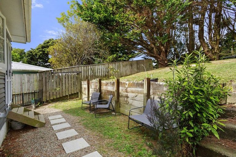 Photo of property in 47 Bedford Street, Cannons Creek, Porirua, 5024