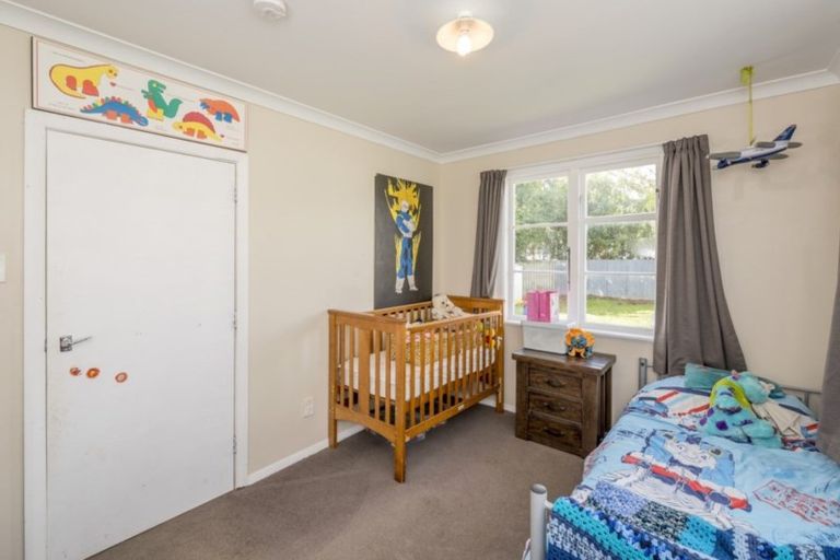 Photo of property in 26 Goldsmith Crescent, Levin, 5510