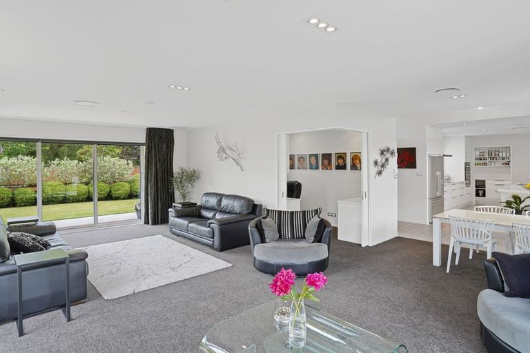 Photo of property in 97d Englefield Road, Northwood, Christchurch, 8051