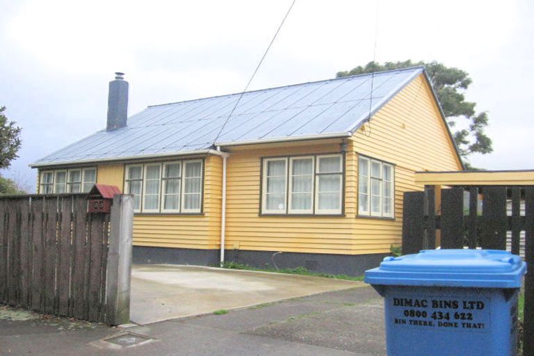 Photo of property in 166 Randwick Road, Moera, Lower Hutt, 5010