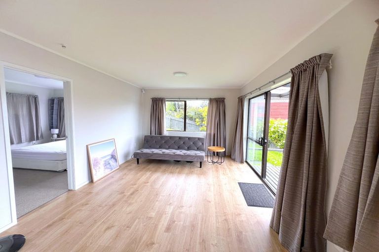 Photo of property in 50a Weldene Avenue, Glenfield, Auckland, 0629