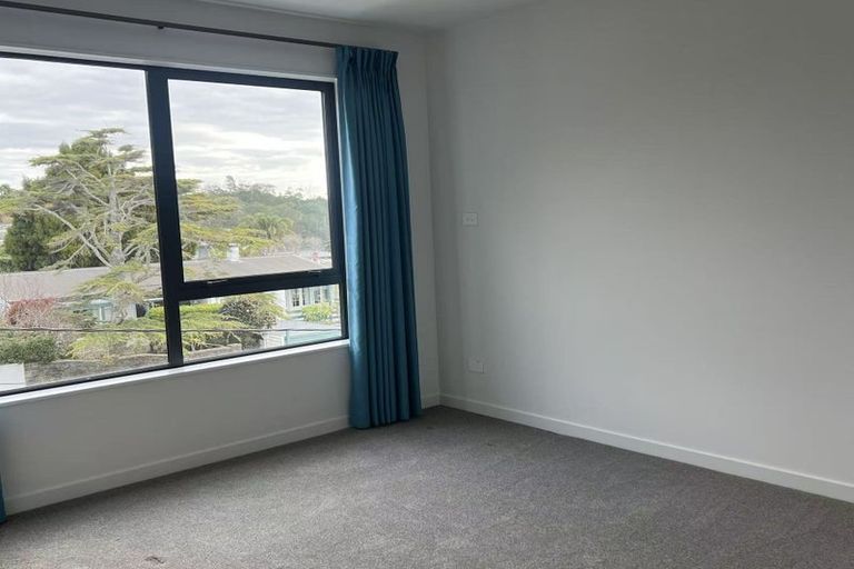 Photo of property in 1 Rae Road, Campbells Bay, Auckland, 0620