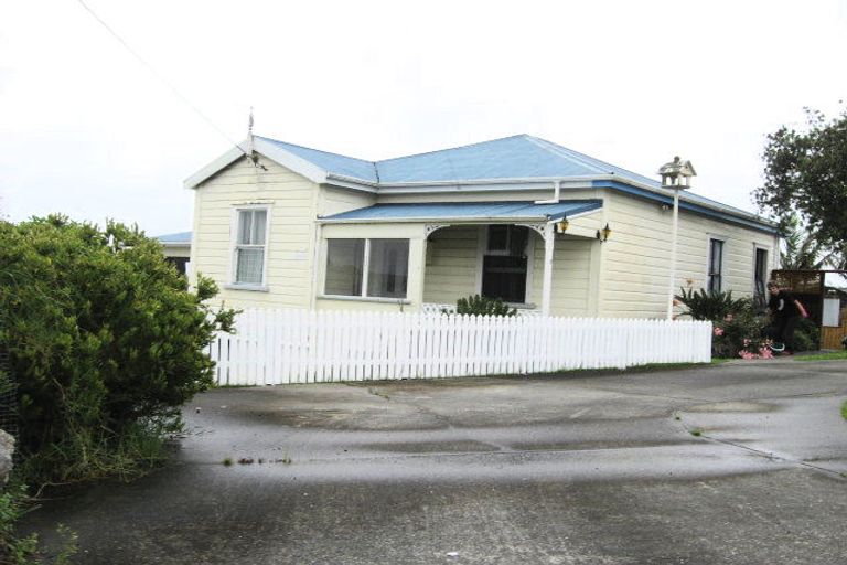 Photo of property in 21 Anzac Road, Morningside, Whangarei, 0110