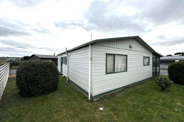 Photo of property in 50d Lanark Street, Balclutha, 9230