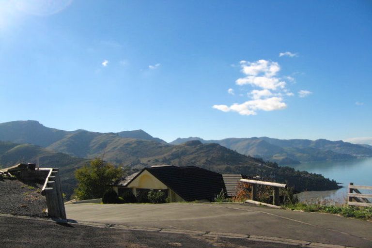 Photo of property in 18 Bay Heights, Governors Bay, Lyttelton, 8971