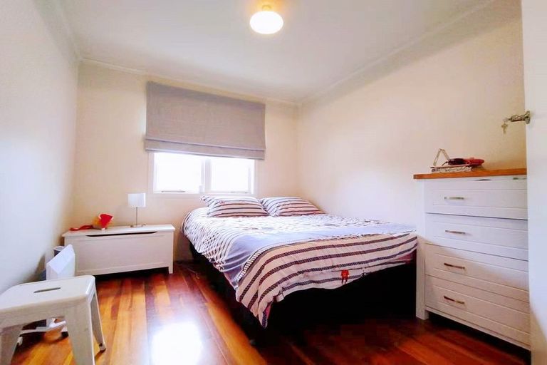 Photo of property in 416 West Coast Road, Glen Eden, Auckland, 0602