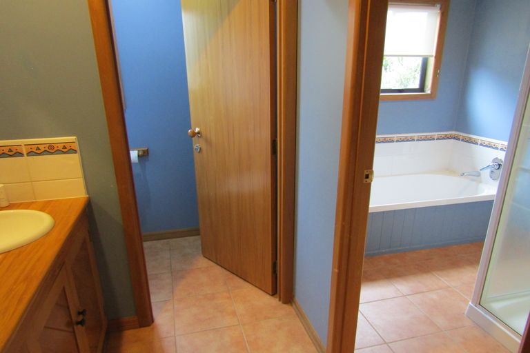 Photo of property in 37 Greenock Drive, Manukau Heads, Waiuku, 2684