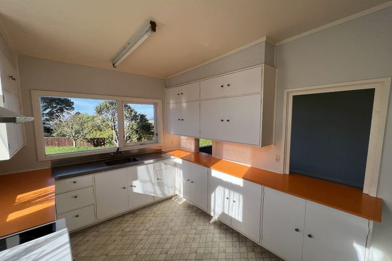 Photo of property in 1 Rajputana Way, Khandallah, Wellington, 6035