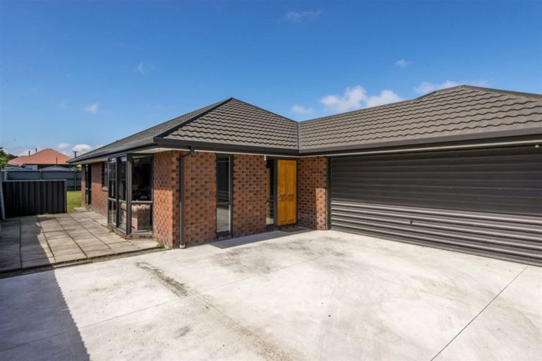 Photo of property in 82a Buckleys Road, Linwood, Christchurch, 8062