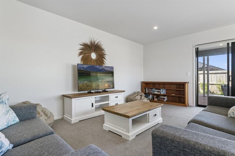 Photo of property in 51 Cotula Way, Papamoa Beach, Papamoa, 3118