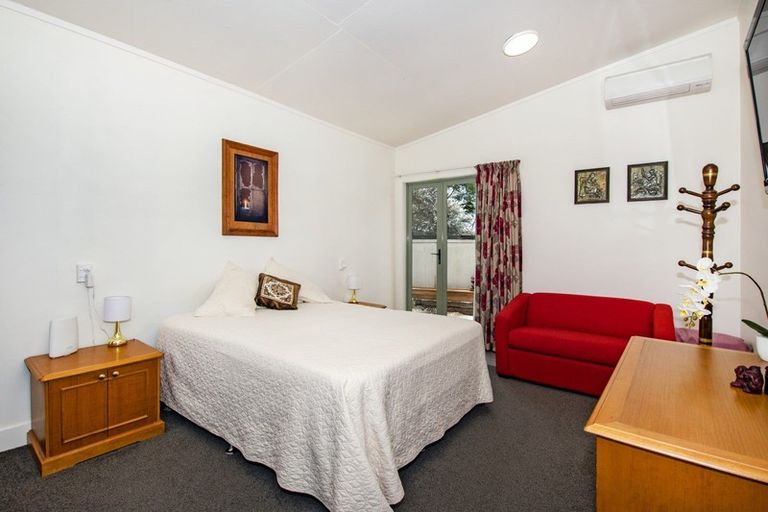 Photo of property in 3 Oakura Road, Oakura, Hikurangi, 0184