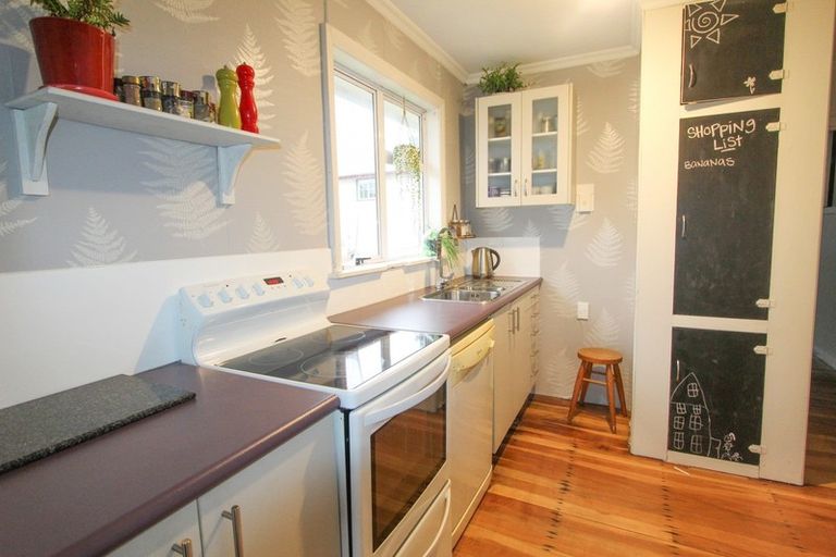 Photo of property in 48 Wakeman Street, Pahiatua, 4910