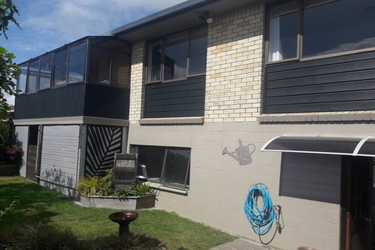 Photo of property in 2/33 Golf Road, Mount Maunganui, 3116