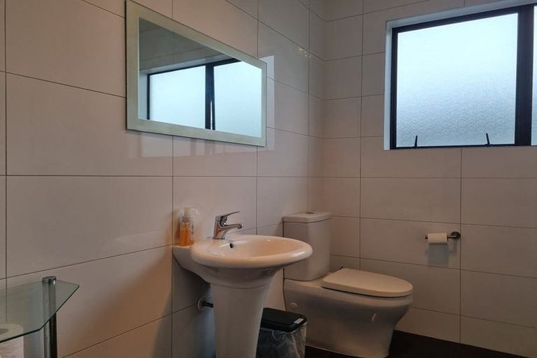 Photo of property in 32 Gaine Street, New Plymouth, 4310