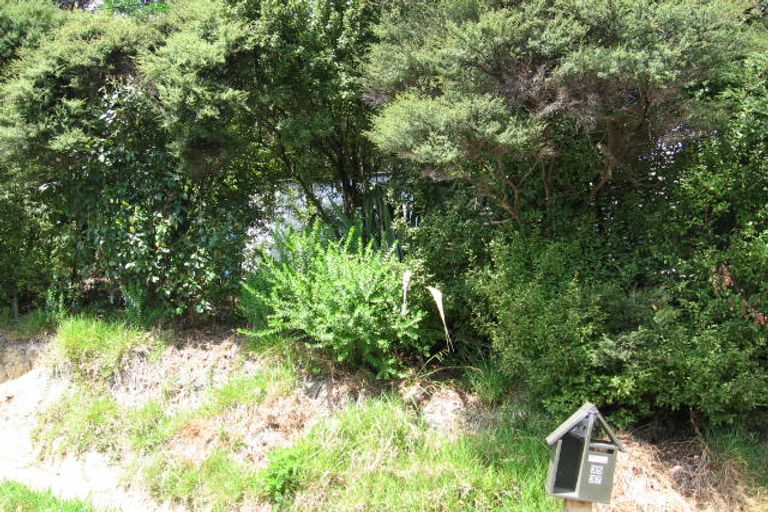 Photo of property in 35 Crescent Road East, Ostend, Waiheke Island, 1081