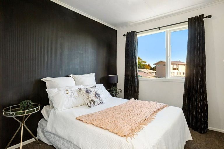 Photo of property in 9 Guy Place, Melville, Hamilton, 3206