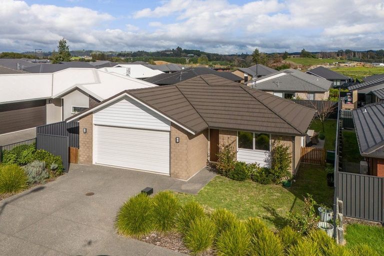 Photo of property in 87 Sentinel Avenue, Omokoroa, 3114