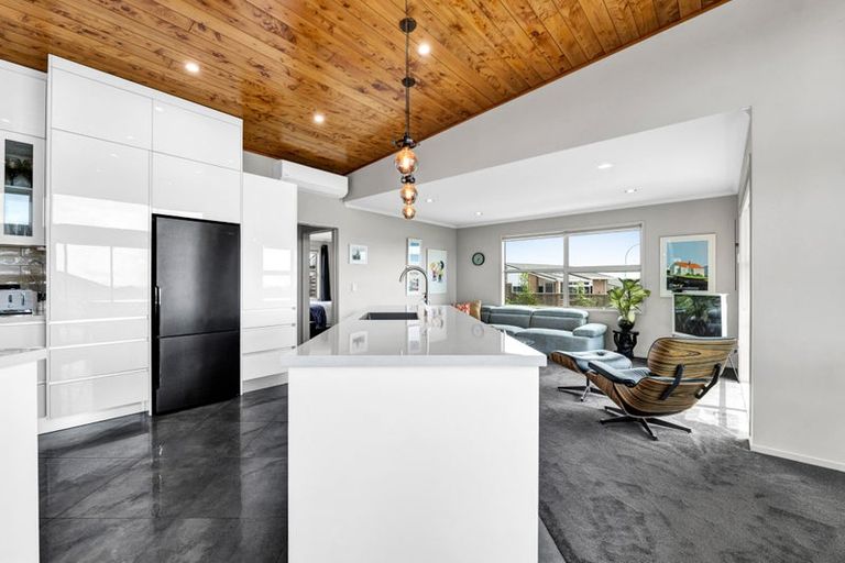 Photo of property in 3b Sunset Street, Bell Block, New Plymouth, 4312