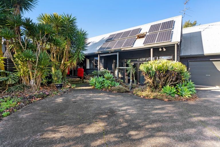 Photo of property in 679 Runciman Road, Runciman, Drury, 2578