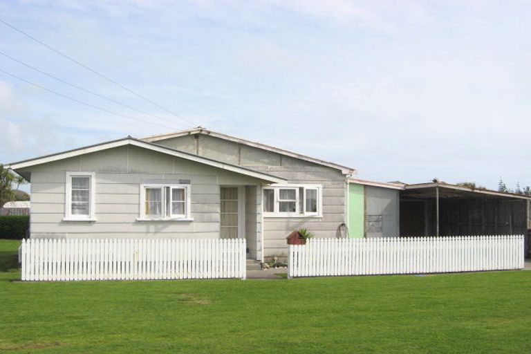 Photo of property in 89e Leslie Street, Waitara, 4320