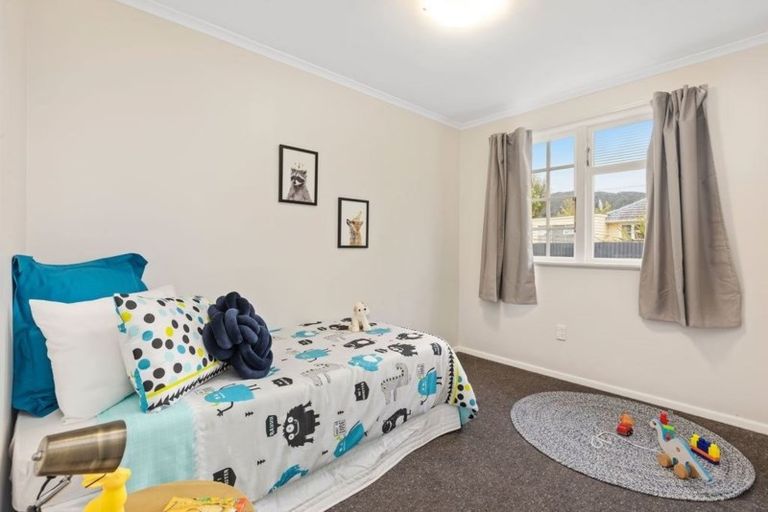 Photo of property in 12 Best Street, Wainuiomata, Lower Hutt, 5014