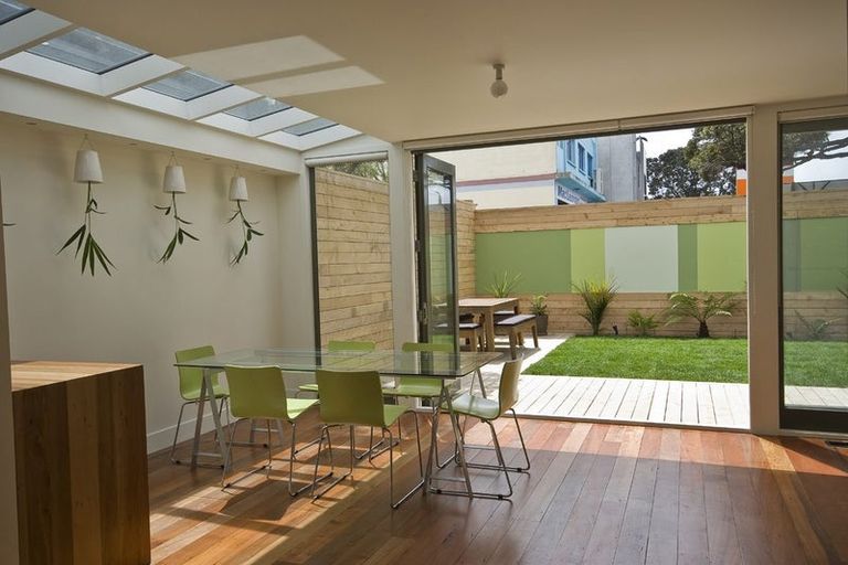 Photo of property in 110 Abel Smith Street, Te Aro, Wellington, 6011