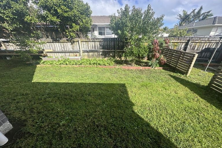 Photo of property in 13 Rimini Place, Clover Park, Auckland, 2023
