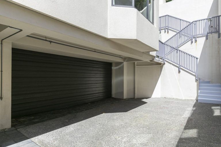 Photo of property in 3/6 Grass Street, Oriental Bay, Wellington, 6011