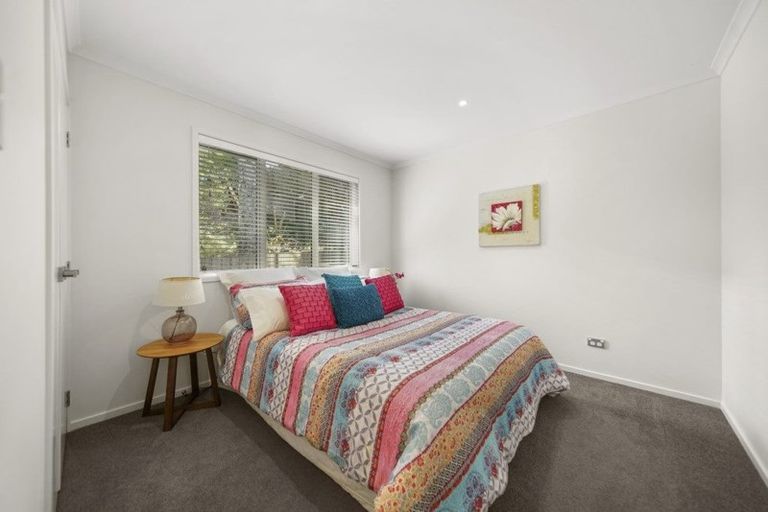 Photo of property in 12a Bacot Place, Howick, Auckland, 2014