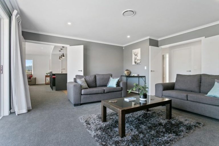 Photo of property in 51 Mike Smith Drive, Cambridge, 3434