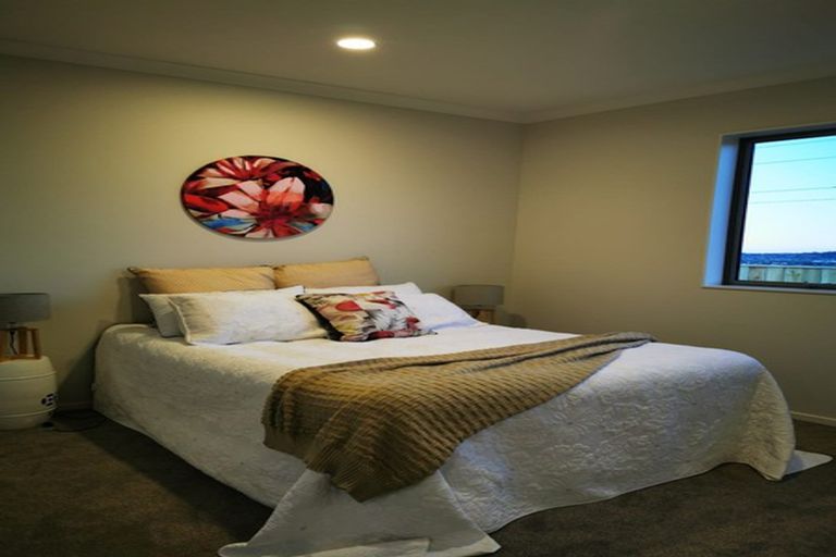 Photo of property in 84 Tir Conaill Avenue, Flat Bush, Auckland, 2019