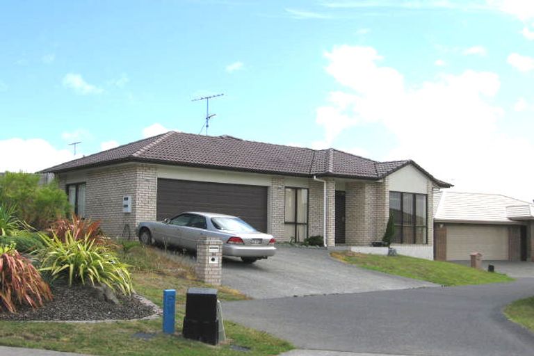 Photo of property in 64 Black Teal Close, Unsworth Heights, Auckland, 0632