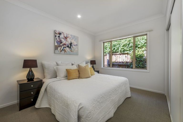 Photo of property in 15 Solway Avenue, Ilam, Christchurch, 8041