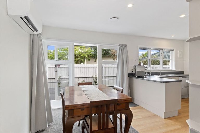 Photo of property in 147 Hamilton Avenue, Ilam, Christchurch, 8041