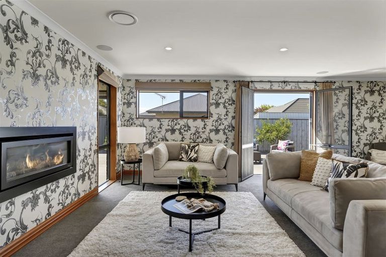 Photo of property in 48 Hakatere Road, Pegasus, 7612