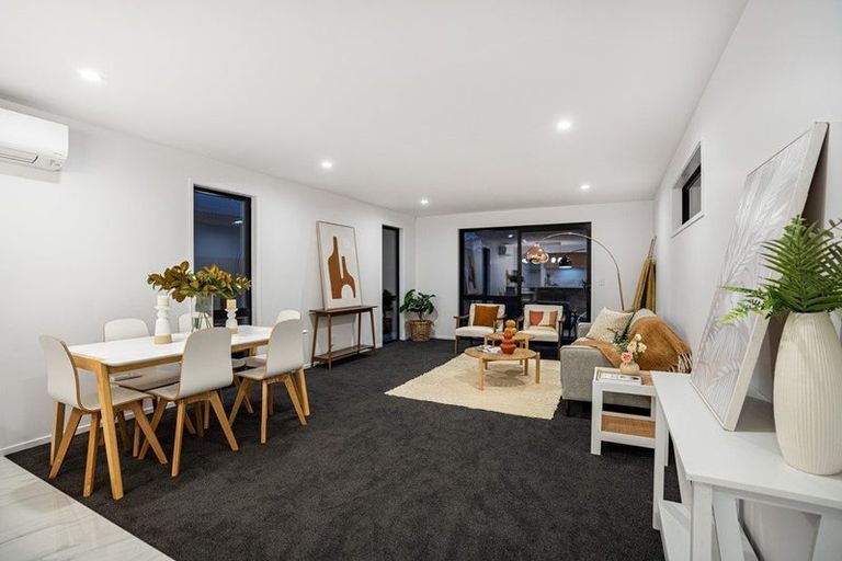 Photo of property in 19 Hutcheson Street, Sydenham, Christchurch, 8023