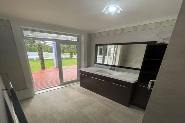 Photo of property in 1186 Egmont Road, Egmont Village, New Plymouth, 4372