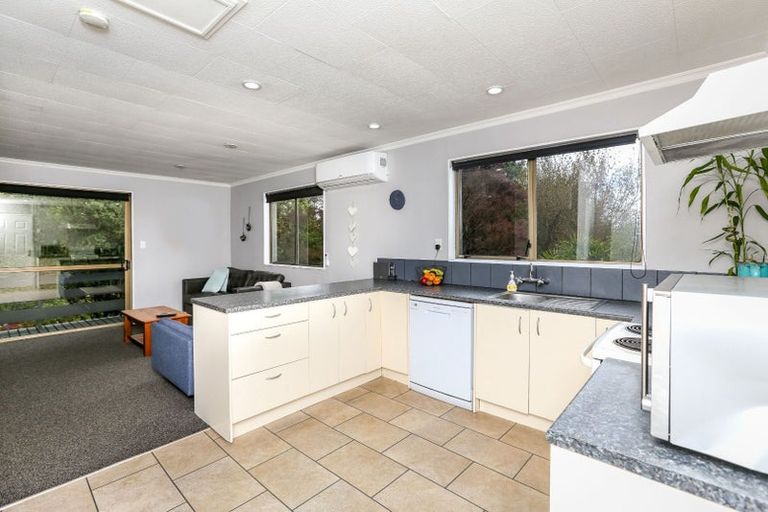 Photo of property in 12a Ranfurly Street, Frankleigh Park, New Plymouth, 4310