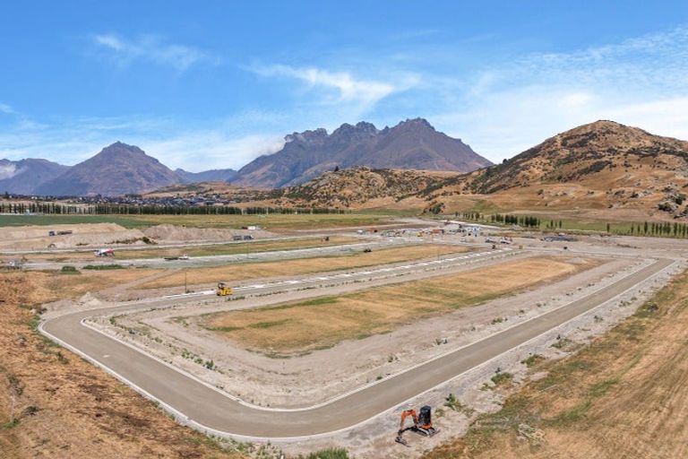 Photo of property in 436 Kingston Road, Jacks Point, Queenstown, 9371