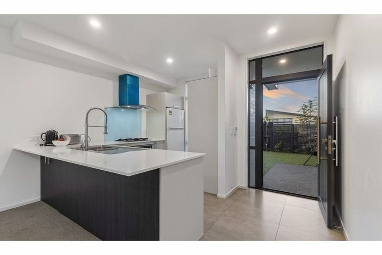 Photo of property in 49 Battalion Drive, Papakura, 2110