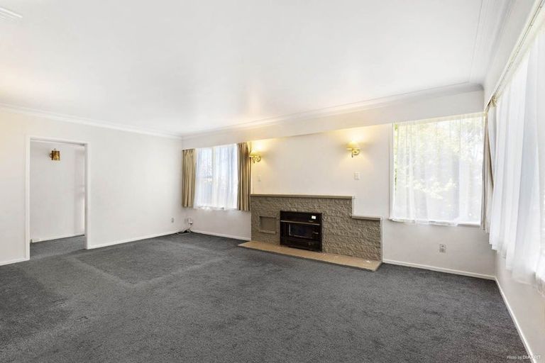 Photo of property in 13 Grenada Avenue, Forrest Hill, Auckland, 0620