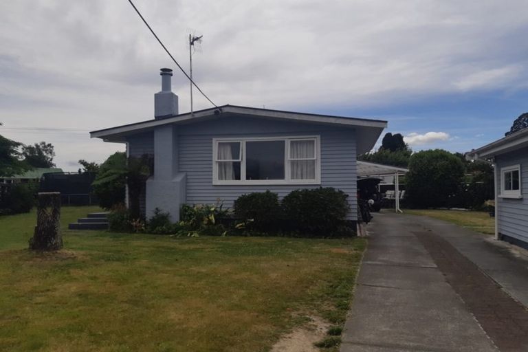 Photo of property in 28 Freyberg Street, Solway, Masterton, 5810