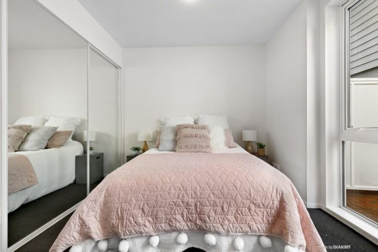 Photo of property in Pirie Street Townhouses, 19/35 Pirie Street, Mount Victoria, Wellington, 6011