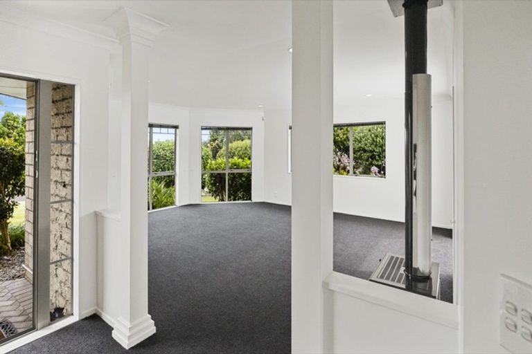 Photo of property in 1 Robinia Place, Ohauiti, Tauranga, 3112