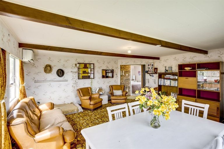 Photo of property in 155 School Road, Clive, 4102