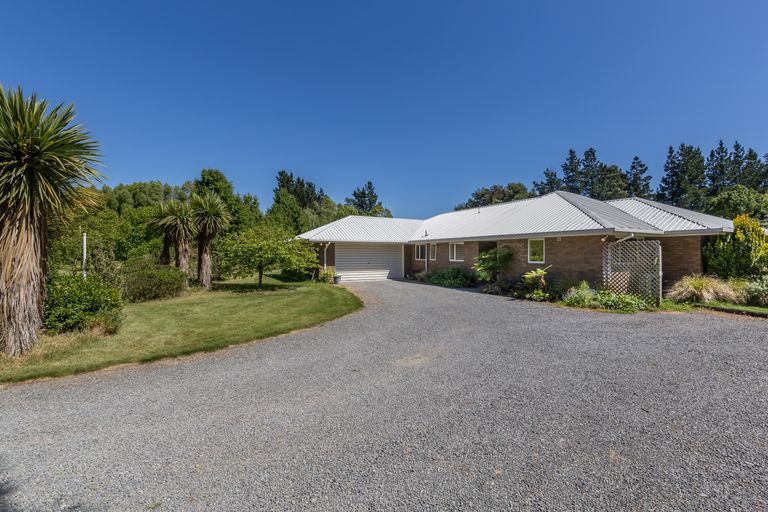 Photo of property in 27 Guys Road, Yaldhurst, Christchurch, 7676