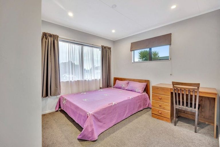 Photo of property in 21 Bartholomew Drive, Nawton, Hamilton, 3200