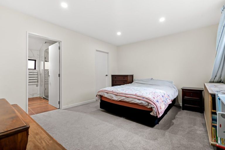 Photo of property in 15 Rosarina Lane, Takanini, 2112