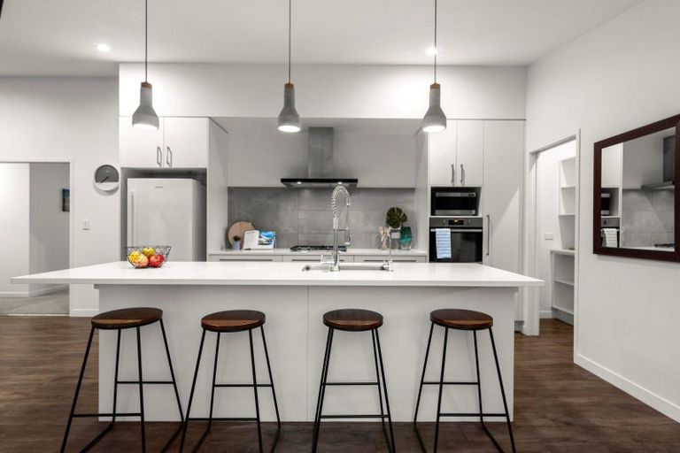 Photo of property in 26 Hiria Crescent, Papamoa Beach, Papamoa, 3118